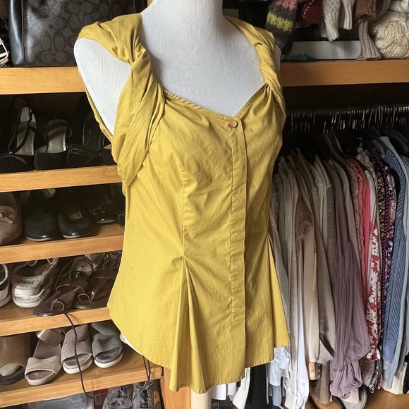 ⭐️BOGO FREE⭐️ ANTHROPOLOGIE ODILLE Mustard Sleeveless Blouse - Picture 1 of 11